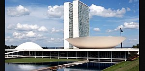 Deputados contrários ao fim da escala 6x1 acumulam quase 800 faltas sem justificativa