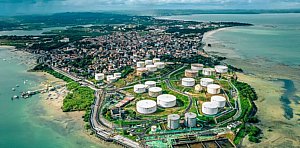 Fim do entreguismo: Petrobras avança em acordo para recomprar a refinaria de Mataripe