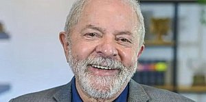 Lula apoia rigor de Moraes contra golpistas e celebra força da democracia