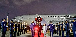  Lula desembarca na Colômbia para cúpula da Celac e reforça América Latina como zona de paz