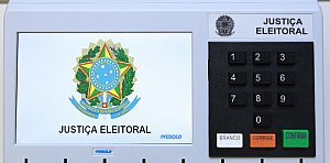 Atenção, eleitor!: prazo para regularizar título termina quarta; cartórios atendem neste sábado e domingo
