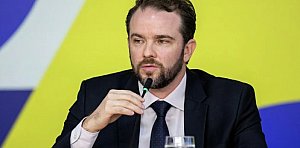 Governo promete endurecer controle sobre o setor de apostas, diz Durigan