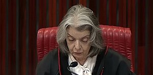 Transição no TSE: indicado de Bolsonaro, Nunes Marques, assume o lugar de Carmem Lúcia