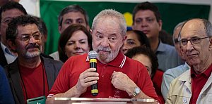 Lula mostra força e confiança: "serei presidente outra vez", diz no Congresso do PT