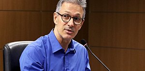 Hipocrisia de Zema: pregador da austeridade aumentou o próprio salário em 298% e gastou R$ 1,5 milhão com aviação