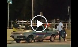 Deputado bolsonarista André Fernandes é flagrado jogando lixo na prefeitura de Fortaleza