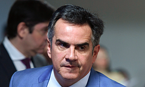 Triplex de R$ 22 mi liga Ciro Nogueira ao escândalo do Banco Master