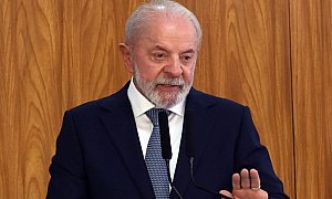 “Mão treinada, coração gigante”: Lula chora a perda de Oscar Schmidt