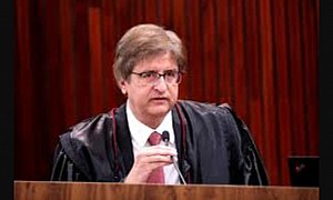 STF recebeu parecer da PGR que rejeita abertura de sigilo de Fábio Luís