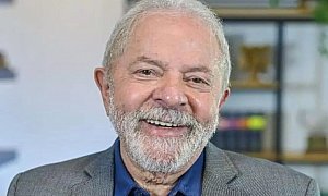 Lula apoia rigor de Moraes contra golpistas e celebra força da democracia