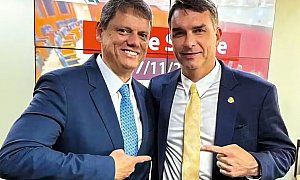 Farra com o patrimônio: Tarcísio cede espaços de SP para filme bolsonarista de Vorcaro
