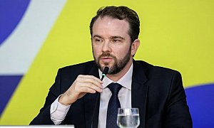 Governo promete endurecer controle sobre o setor de apostas, diz Durigan