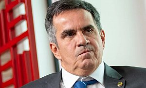 PF cumpre mandados de busca e apreensão contra o senador Ciro Nogueira