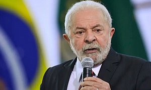 Lula critica Trump e afirma que presidente dos EUA quer impor poder global pelas redes