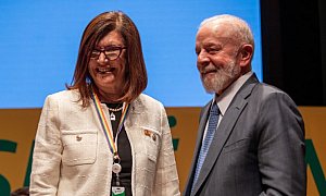 Lula barra privatizações e garante que Petrobras e Liquigás pertencem ao povo