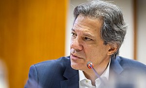 Haddad defende mudanças na jornada 6x1 e denuncia ofensiva da extrema-direita contra direitos