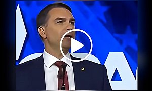Entreguismo de Flávio Bolsonaro  vira alvo de denúncia de colunista do Estadão
