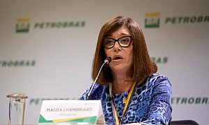 Petrobras e governo planejam ação para frear aumento da gasolina, diz Chambriard