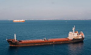 Irã escancara passagem no Estreito de Ormuz e humilha bloqueio dos EUA