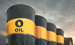 Petróleo despenca e bolsas disparam após Estados Unidos adiarem ataques ao Irã