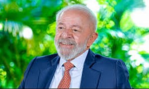 Lula cumpre agenda médica em São Paulo e reafirma transparência sobre sua saúde