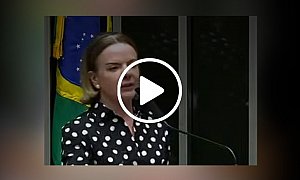 Gleisi detona manobra parlamentar que beneficia Bolsonaro e vândalos da extrema direita