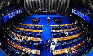 Bolsonaro atua para expandir bancada do PL no Senado visando eleições de 2026